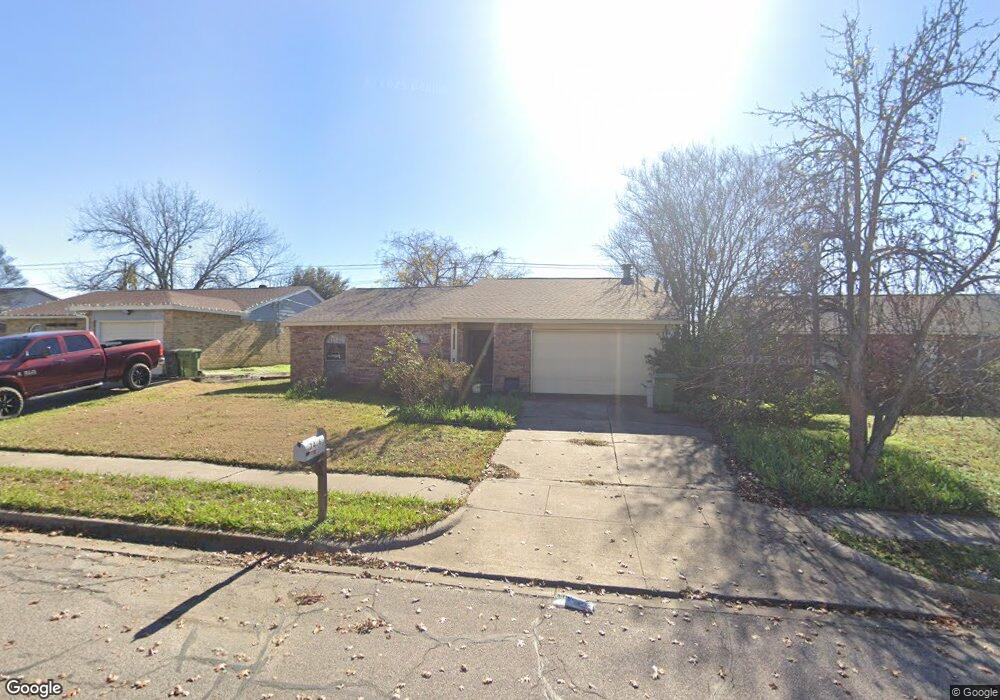 7416 Sandhurst Ln S, North Richland Hills, TX 76182 - photo 1