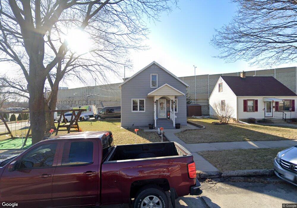 4213 S 4th St, Milwaukee, WI 53207 - photo 1