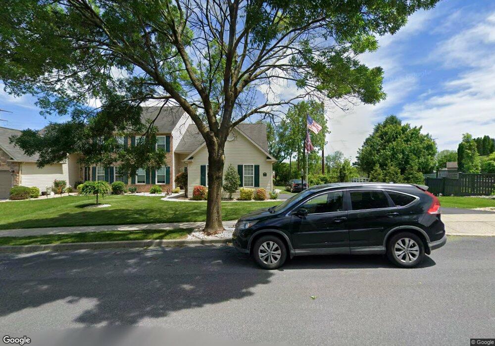 2153 Woodridge Dr, Macungie, PA 18062 - photo 1