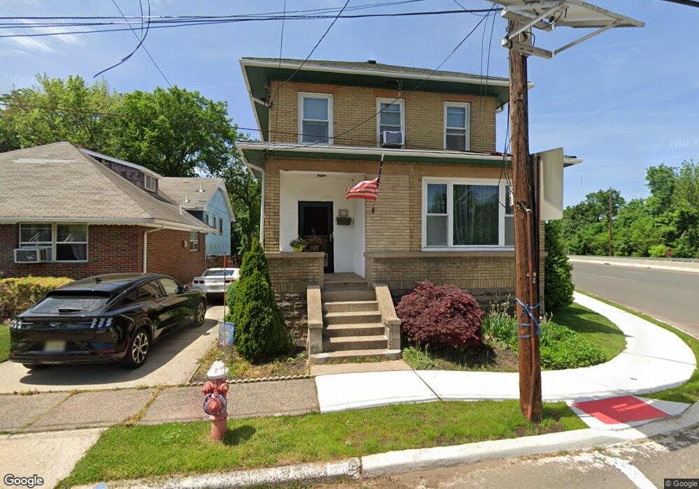 511 Collins Ave, Hasbrouck Heights, NJ 07604 - photo 1