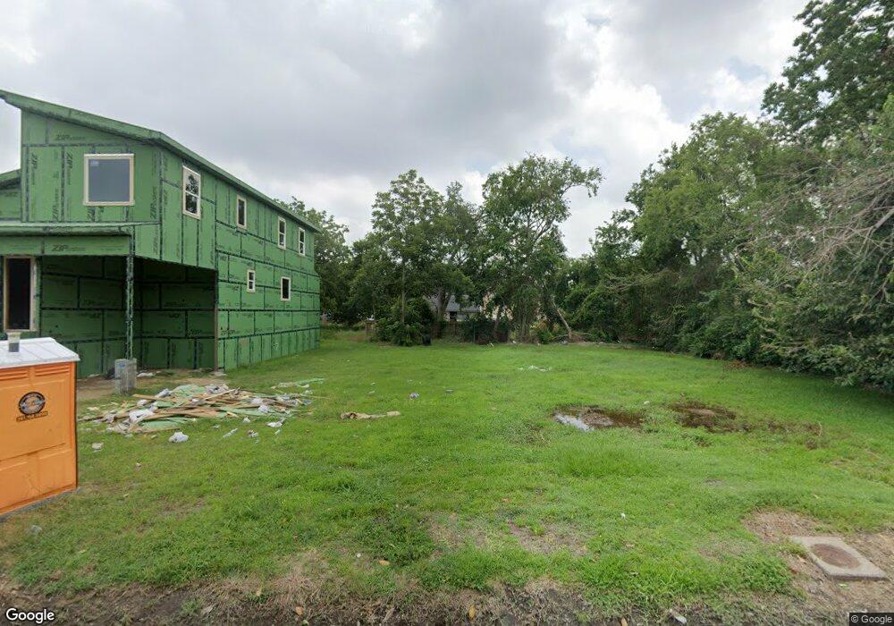 1002 E 40th St, Houston, TX 77022 - photo 1