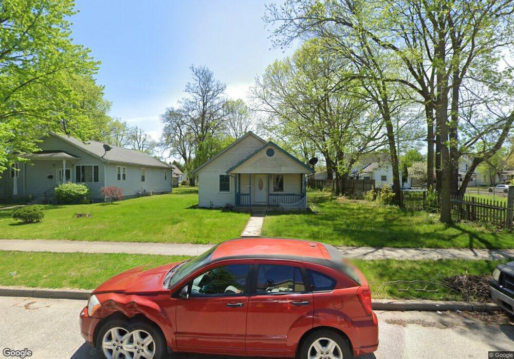 929 W Garfield Ave, Elkhart, IN 46516 - photo 1