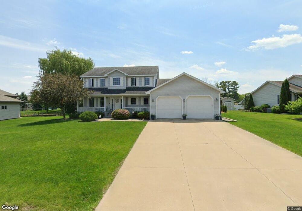605 Sequoia Ln, Zumbrota, MN 55992 - photo 1