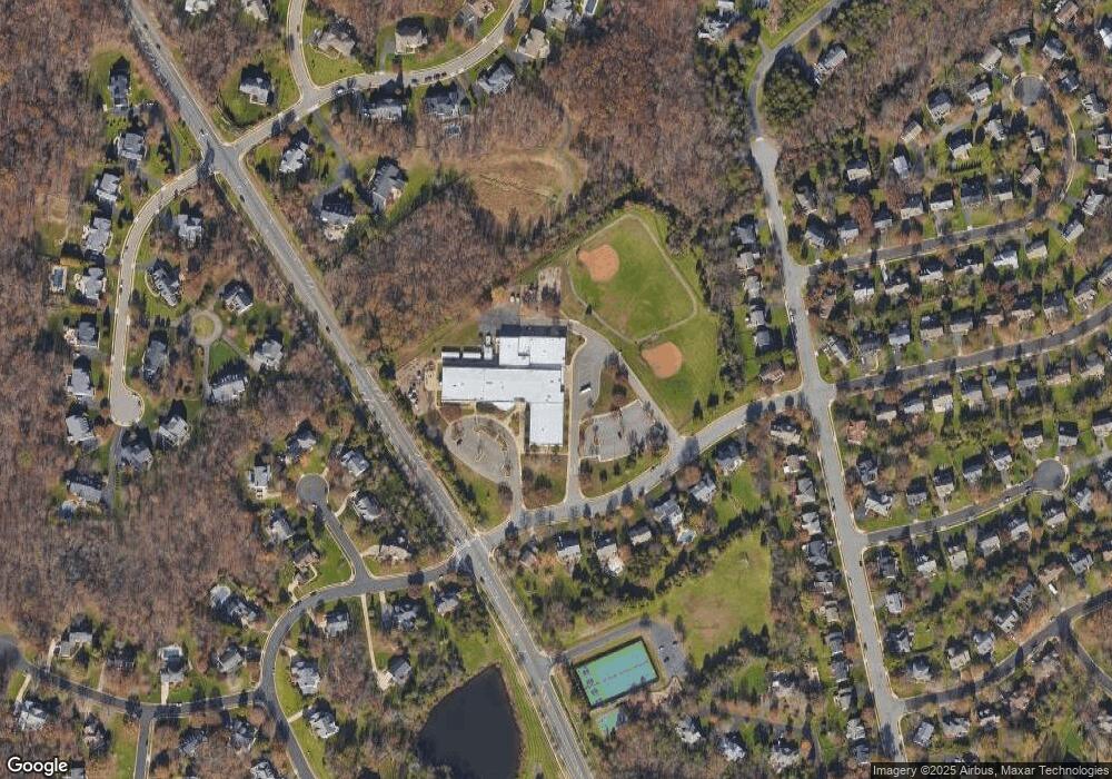 15450 Martins Hundred Dr, Centreville, VA 20120 - photo 1