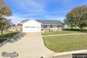 1206 Jessica Pkwy, Mount Ayr, IA 50854