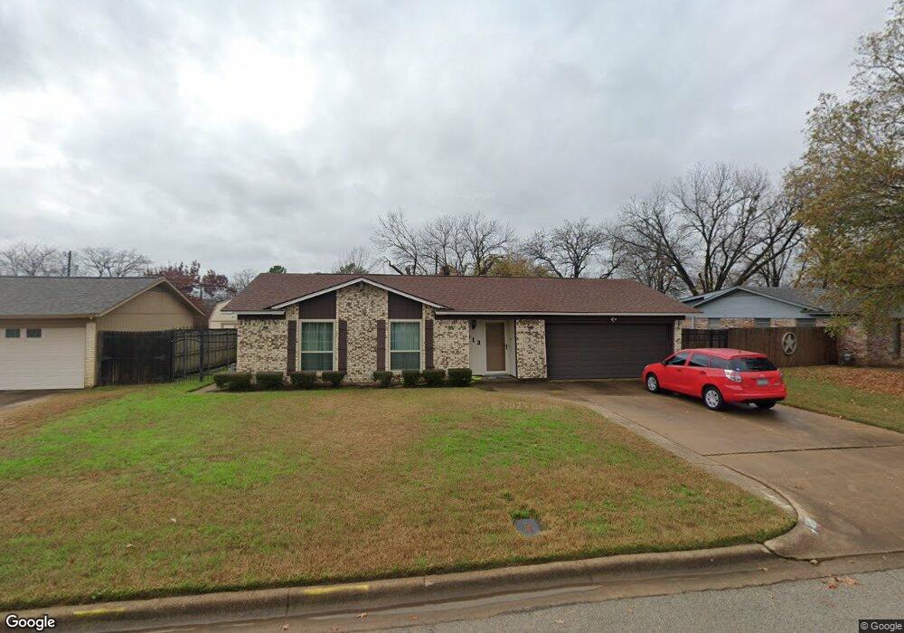 913 Piccadilly Cir, Hurst, TX 76053 - photo 1