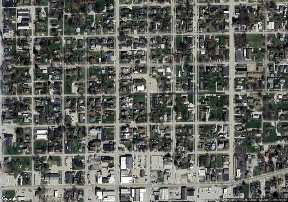 390 1st St NE, Linton, IN 47441 - photo 1