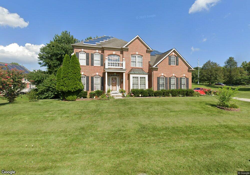 12101 Castle Pines Dr, Beltsville, MD 20705 - photo 1