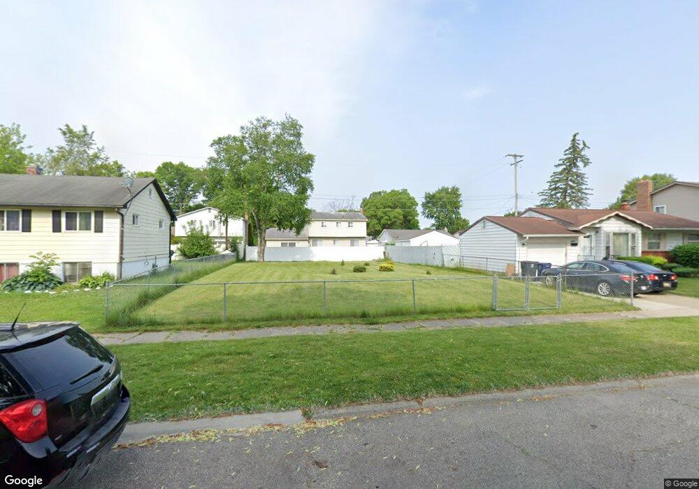 6717 Sally Ct, Flint, MI 48505 - photo 1