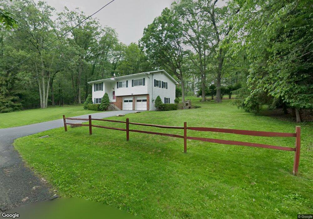 32 Maple Rd, Orwigsburg, PA 17961 - photo 1