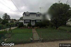 1287 Howard St, Rockville Centre, NY 11570