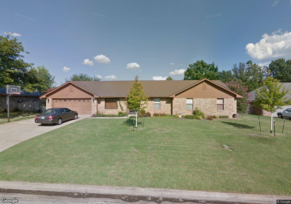 1108 Ridgeway St, Ardmore, OK 73401 - photo 1