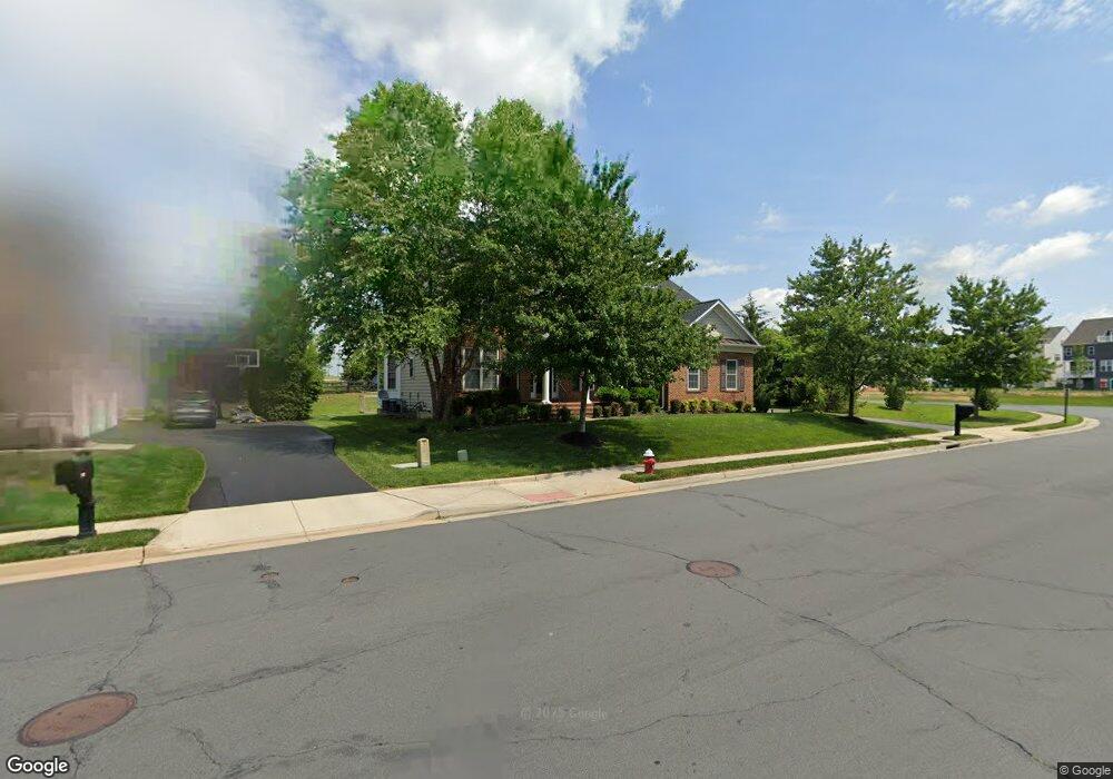 43470 Mountcastle Dr, Chantilly, VA 20152 - photo 1