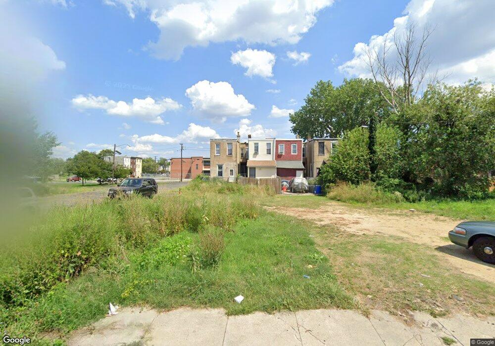 814 Howard St, Camden, NJ 08102 - photo 1