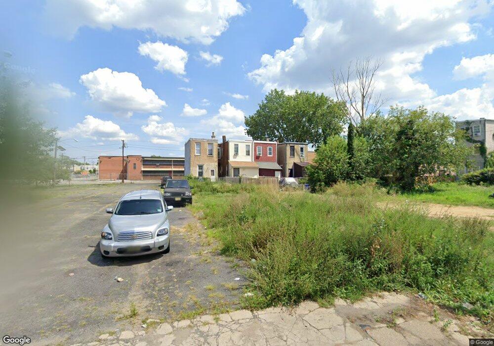 816 Howard St, Camden, NJ 08102 - photo 1