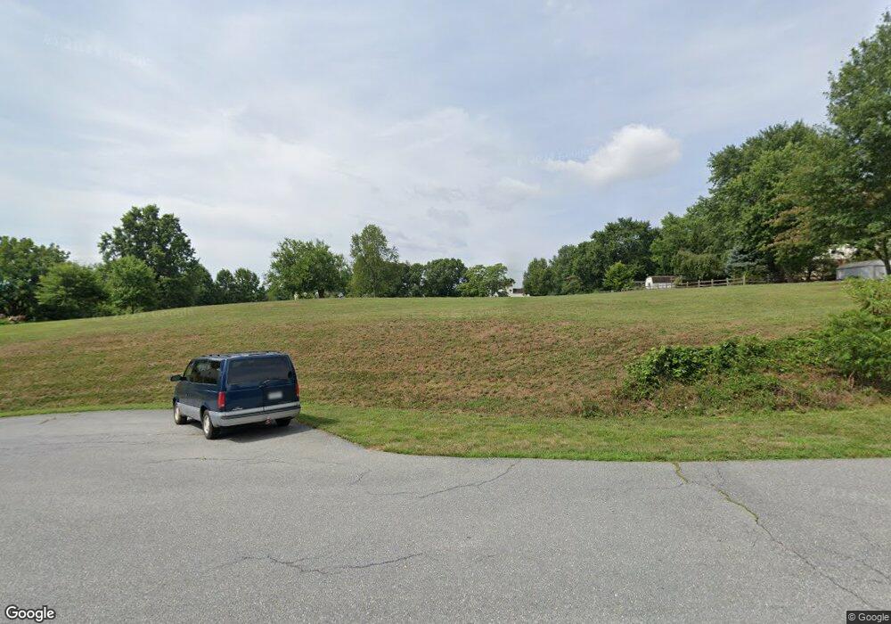 5801 Hub Nail Ct, Frederick, MD 21703 - photo 1