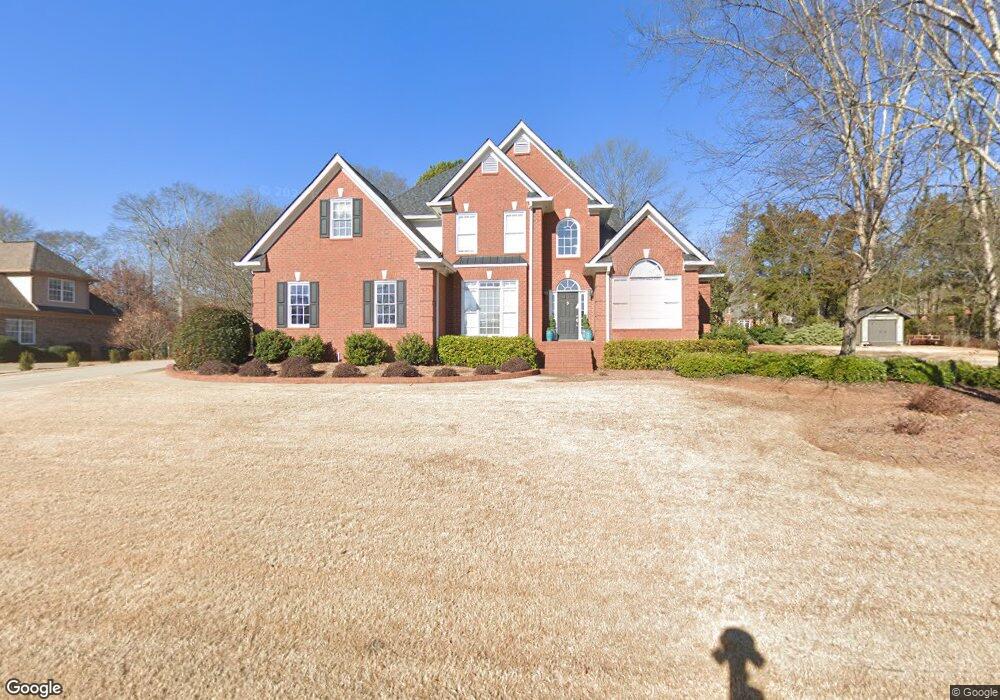 1050 Oaklake Cir, Watkinsville, GA 30677 - photo 1