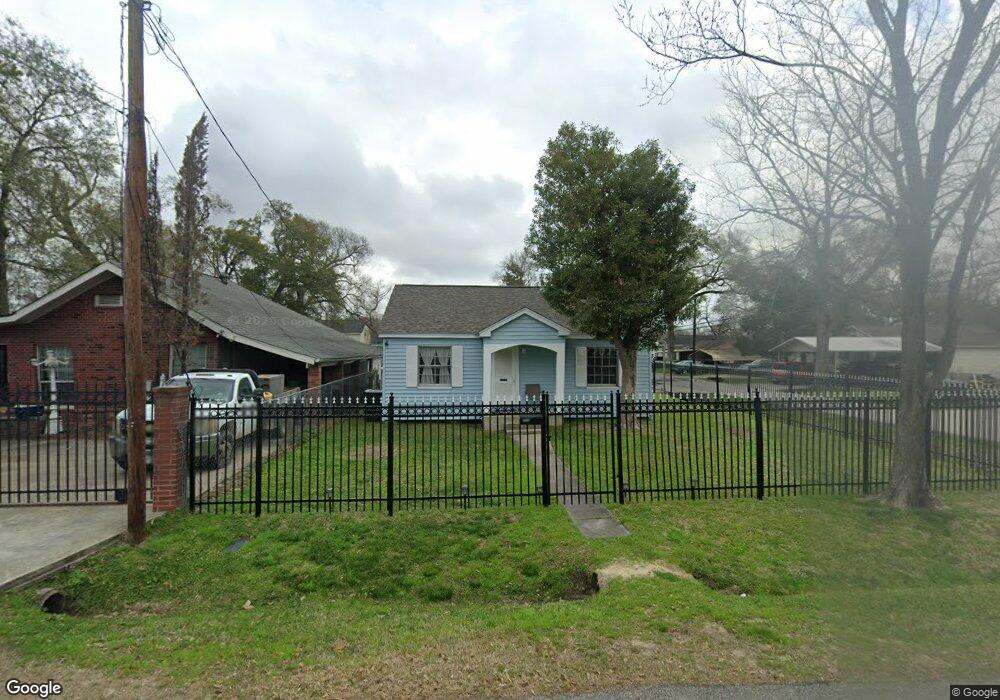 7006 Duan St, Houston, TX 77022 - photo 1