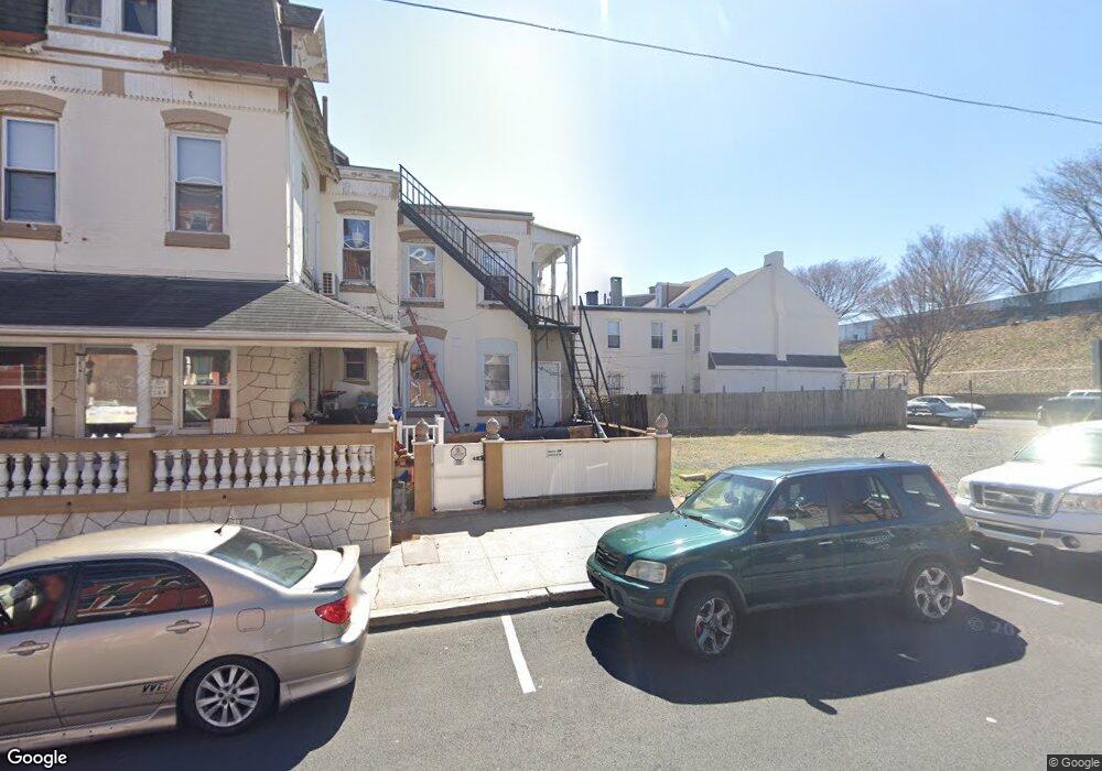 304 Elm St, Reading, PA 19601 - photo 1