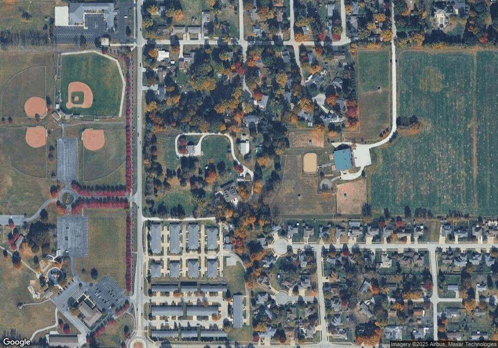 1445 S Center St, Plainfield, IN 46168 - photo 1