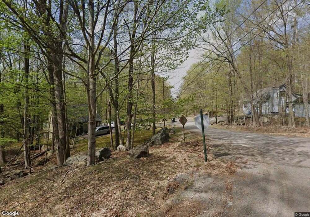 8 Happy Harrys Ct, Hawley, PA 18428 - photo 1