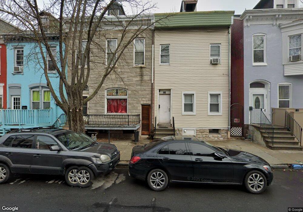 341 N 10th St, Reading, PA 19604 - photo 1