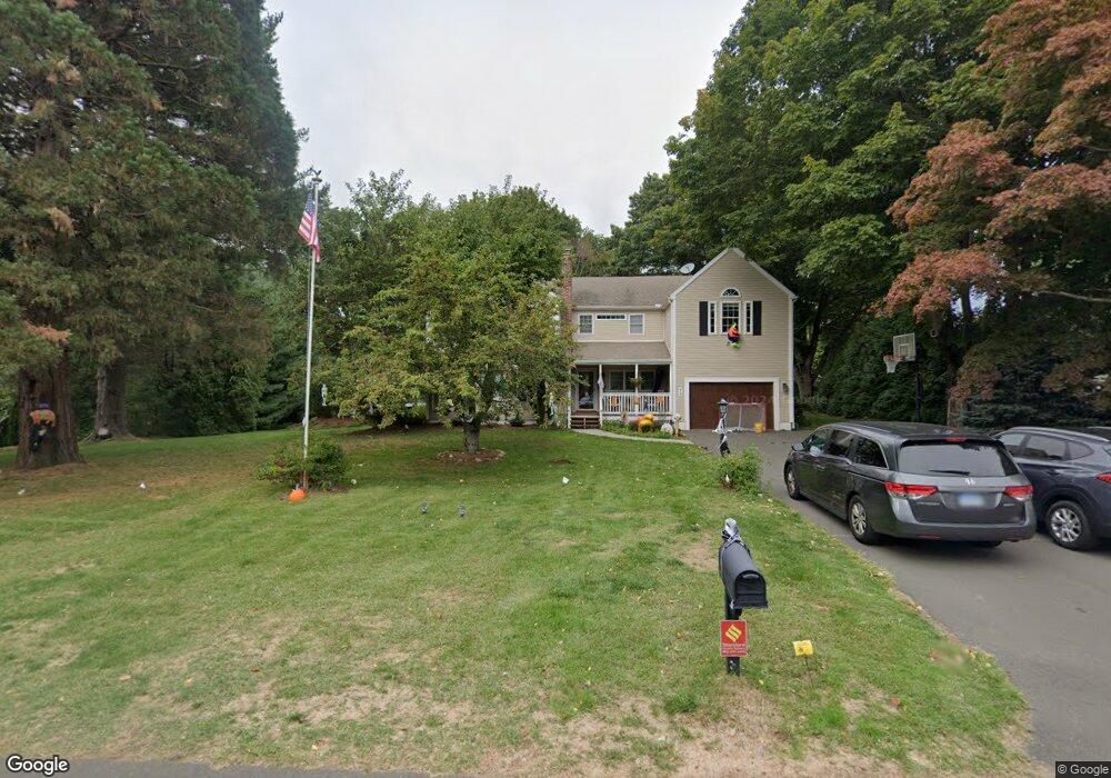 409 Sycamore Ln, Orange, CT 06477 - photo 1