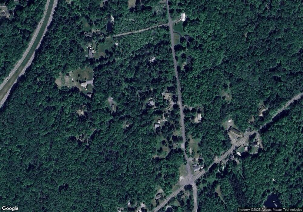 10 Hamlet Ln, Red Hook, NY 12571 - photo 1