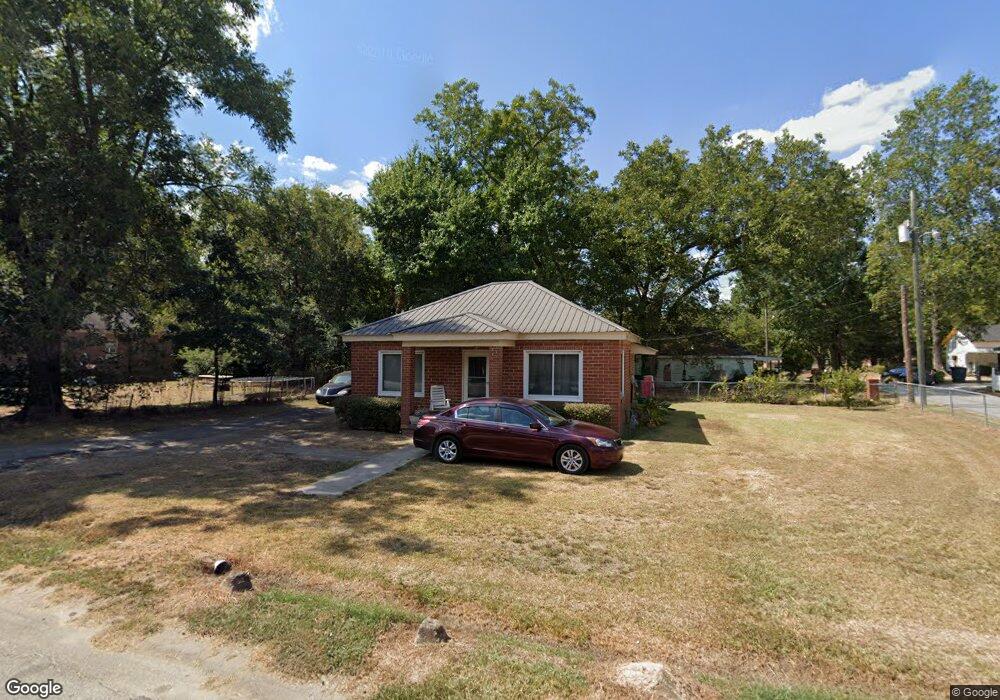 14 Jenkins St, Barnesville, GA 30204 - photo 1