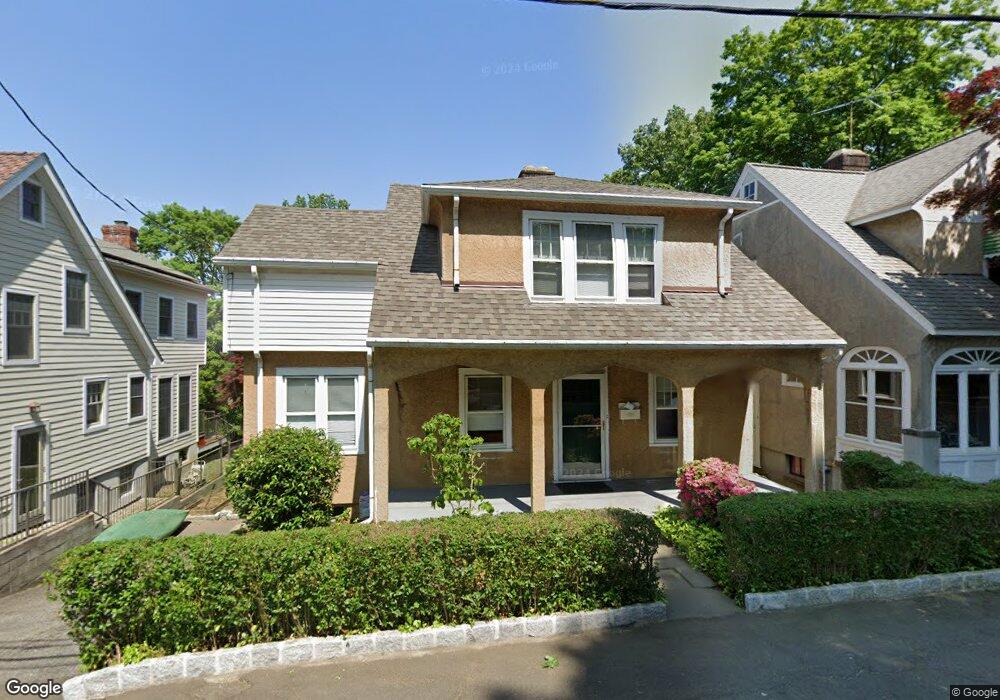 5 Caroline Place, Greenwich, CT 06831 - photo 1