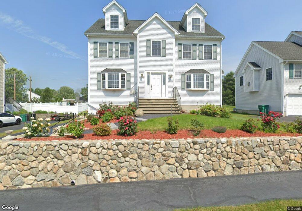 51 Kelley Cir, Lowell, MA 01854 - photo 1