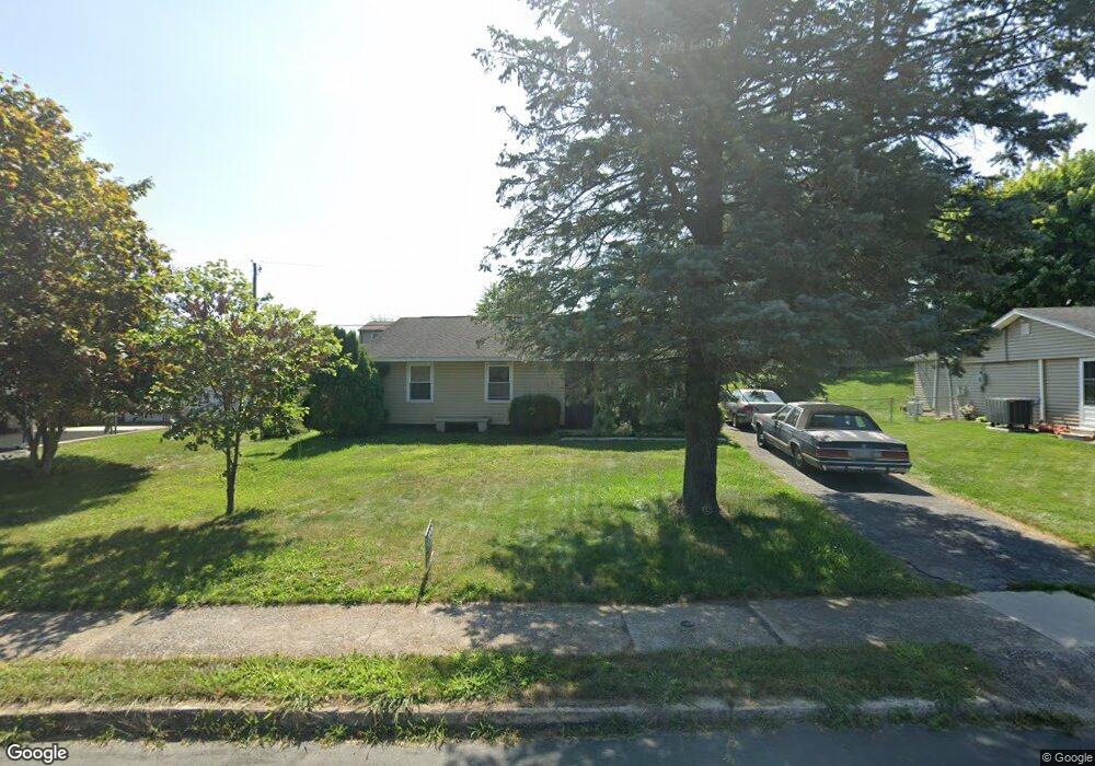 1352 Outer Dr, Hagerstown, MD 21742 - photo 1