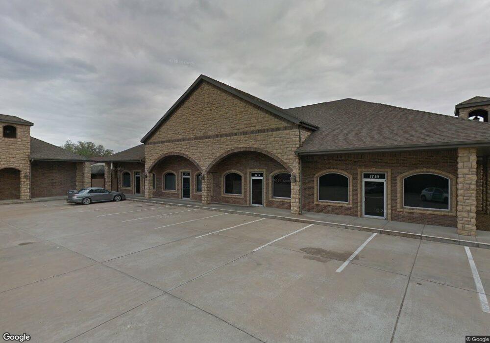 1715 Forest Hills Blvd, Bella Vista, AR 72715 - photo 1