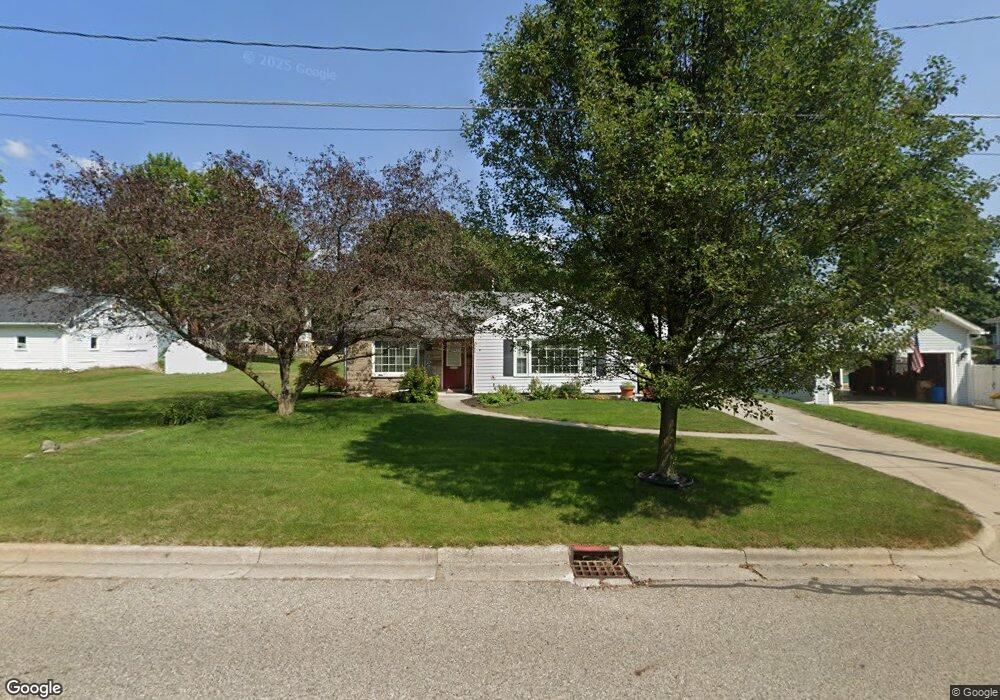 210 N Gordon St, Marshall, MI 49068 - photo 1