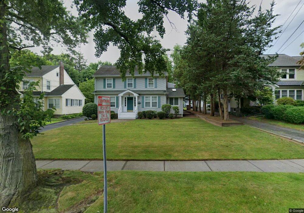 37 Lenox Ave, Stamford, CT 06906 - photo 1