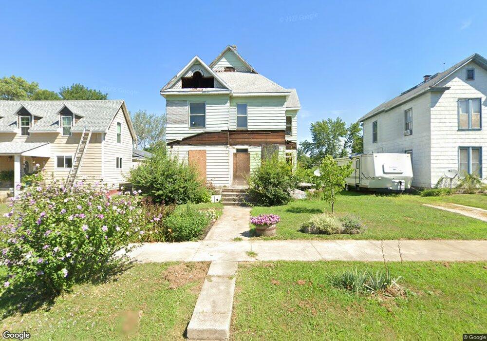 823 W Coates St, Moberly, MO 65270 - photo 1