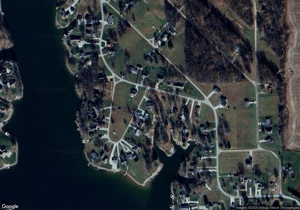 898 SE Santee Dr, Greensburg, IN 47240 - photo 1