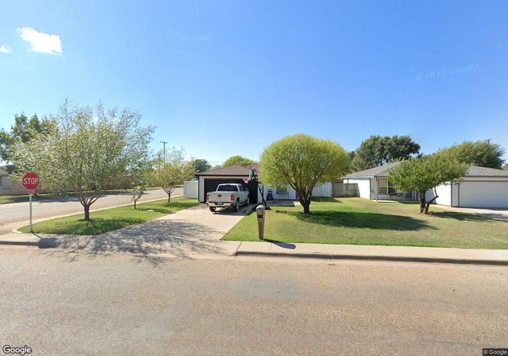 301 N Birge Ave, Dumas, TX 79029 - photo 1