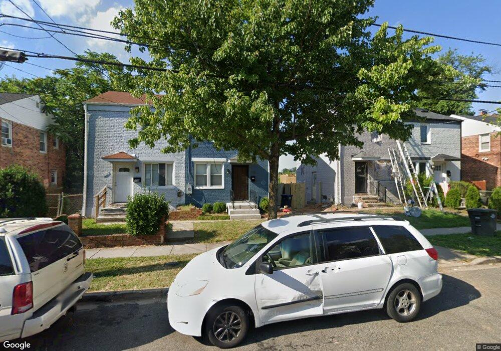 5514 B St SE, Washington, DC 20019 - photo 1