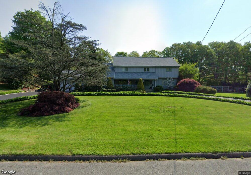 53 Skating Pond Rd, Trumbull, CT 06611 - photo 1