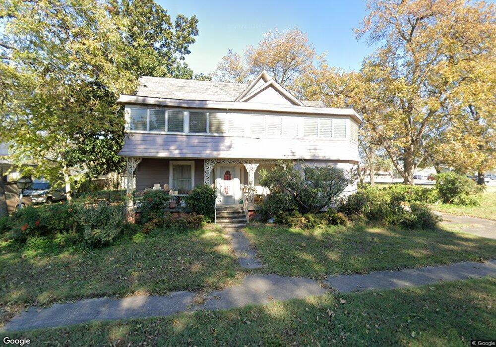 206 W 3rd St, Stuttgart, AR 72160 - photo 1