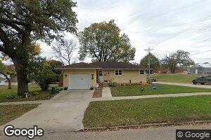 811 10th St, Corning, IA 50841