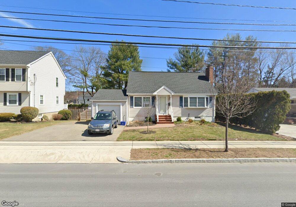 31 Oak St, Stoneham, MA 02180 - photo 1