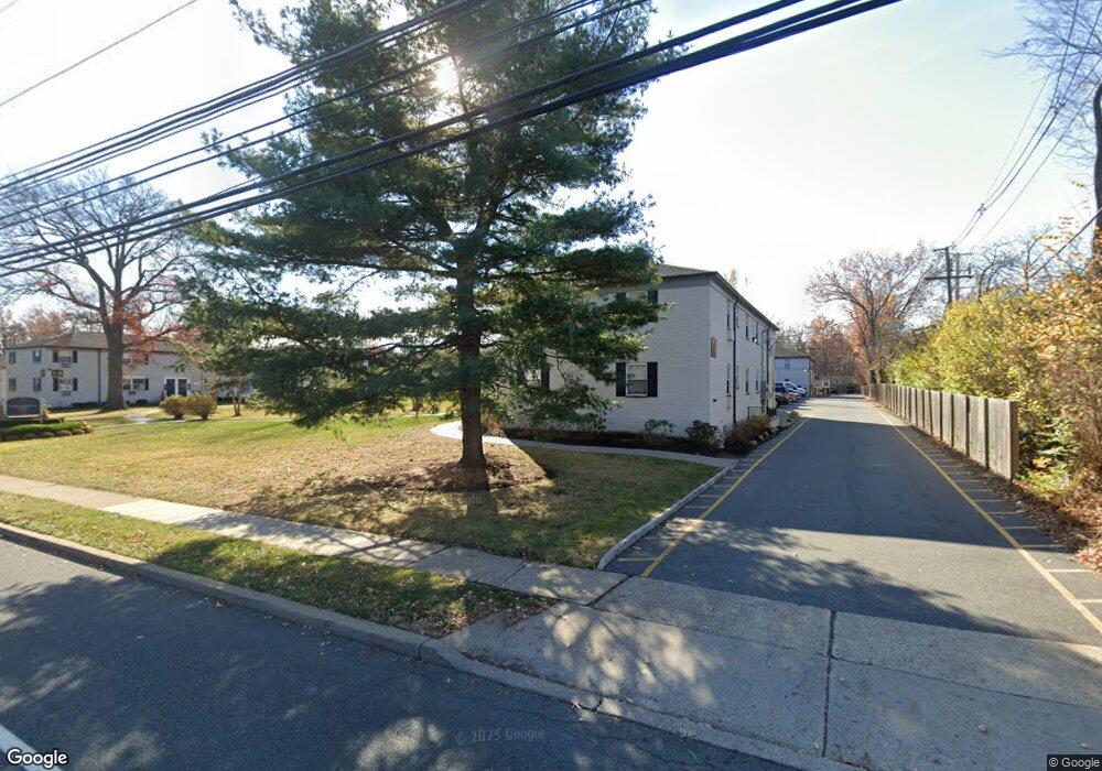 555 Main St, Chatham, NJ 07928 - photo 1