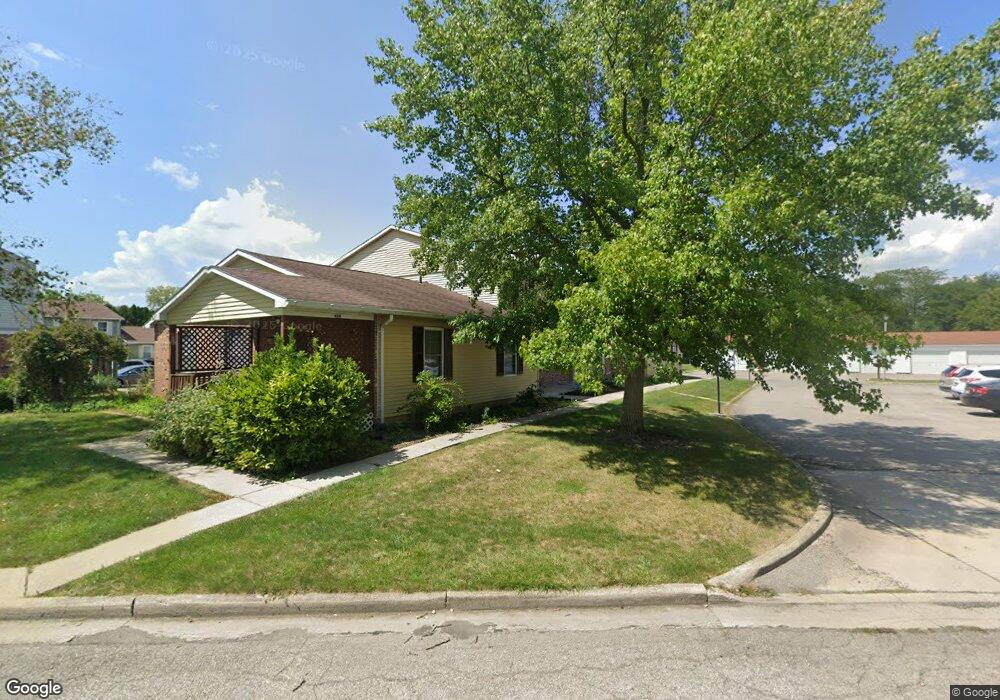 424 Heritage Cir unit H24, Bucyrus, OH 44820 - photo 1