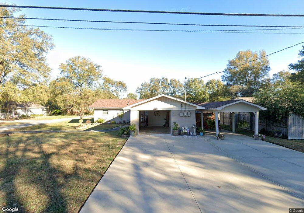 612 W 18th St, Stuttgart, AR 72160 - photo 1