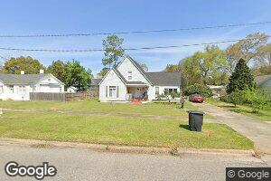 703 E Church Ave, Geneva, AL 36340