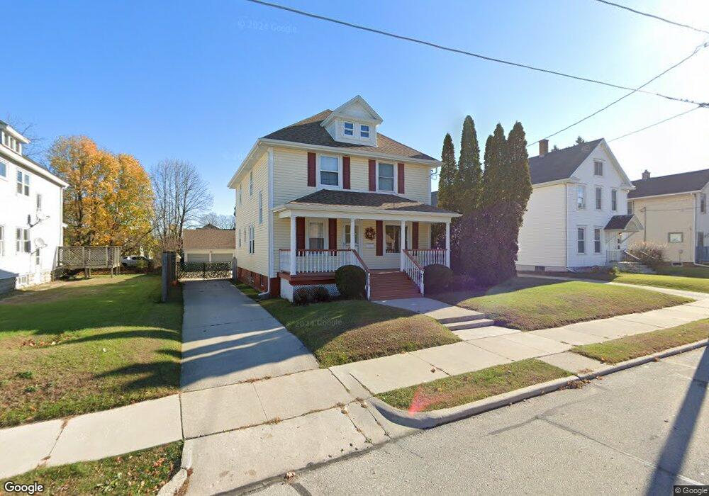 723 N 8th St, Manitowoc, WI 54220 - photo 1