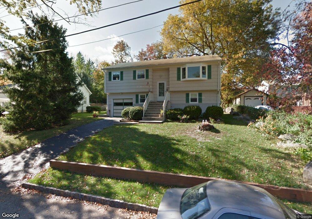 35 Dacotah Ave, Lake Hiawatha, NJ 07034 - photo 1