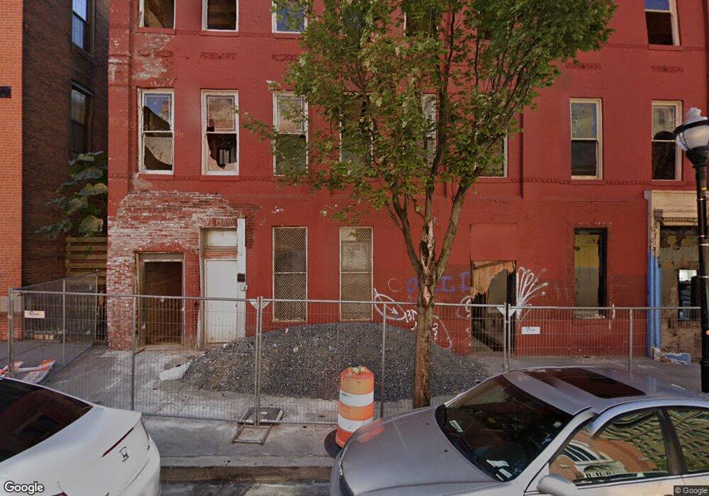 137 W Saratoga St, Baltimore, MD 21201 - photo 1